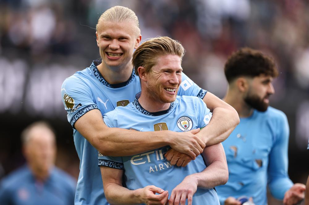 北青：向余望确定缺席中乌之战，吾米提江可能替补出场